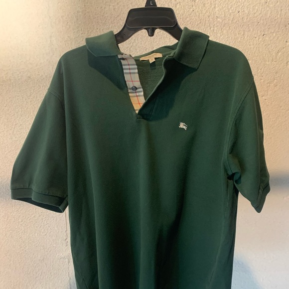 Clothes - Picture 1 of 8